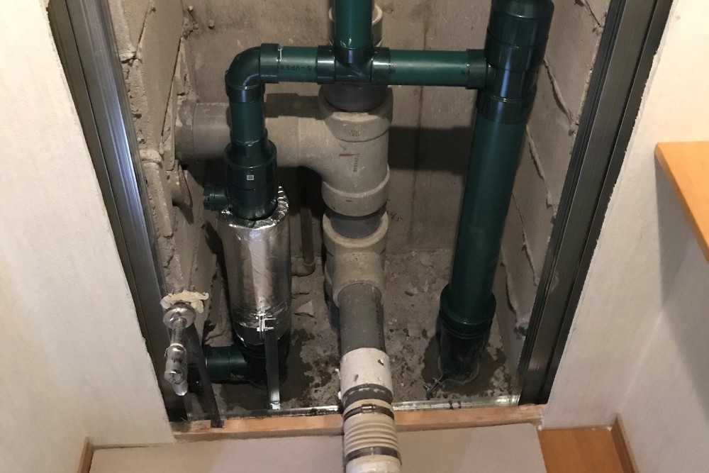 画像:排水設備更新工事