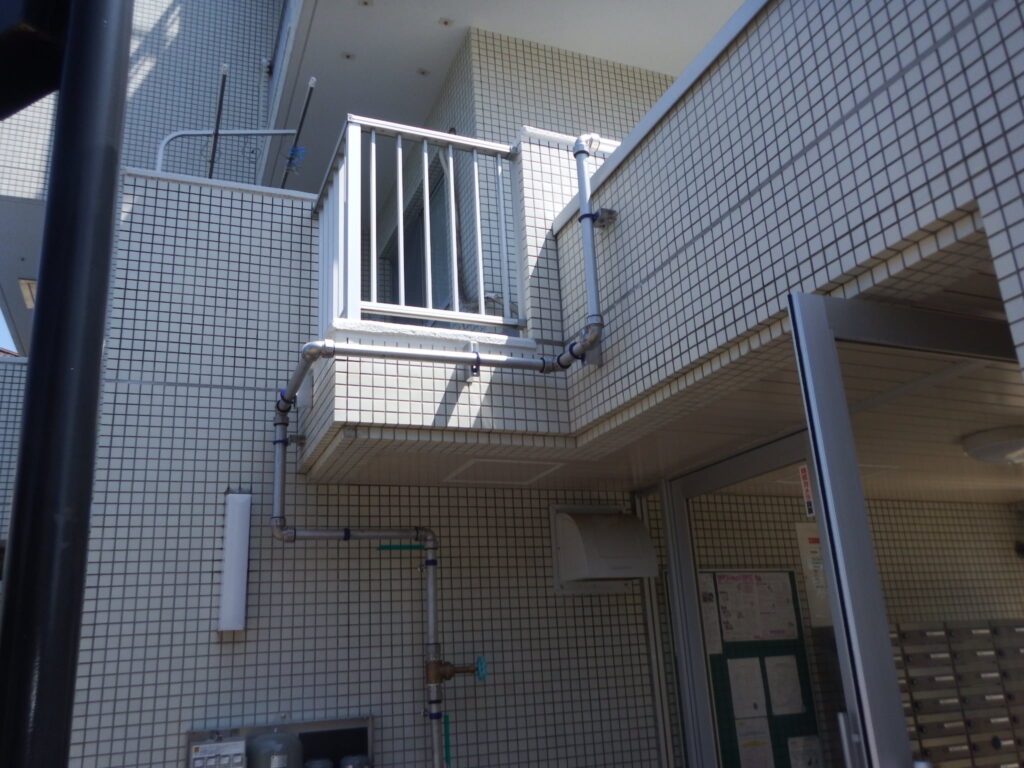 画像：新規給水管外部