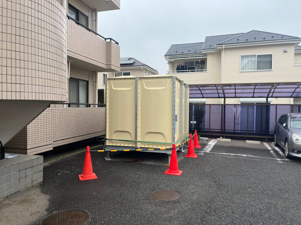 画像：仮設受水槽設置