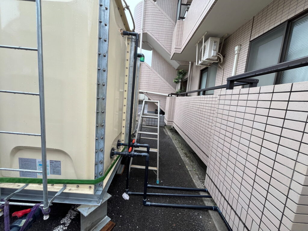 画像：仮設受水槽設置