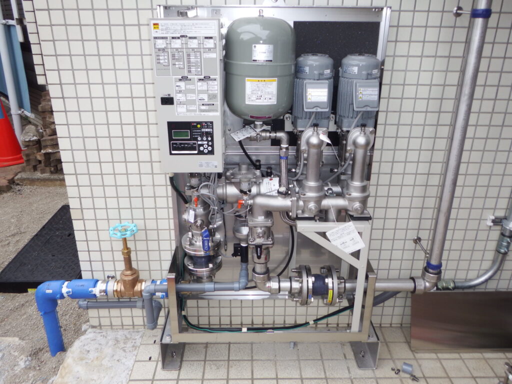 画像：新規給水管ポンプ設置